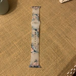 NWOT floral Apple Watch band